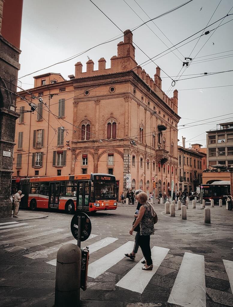 Bologna - Messina (treno + traghetto) in Smart